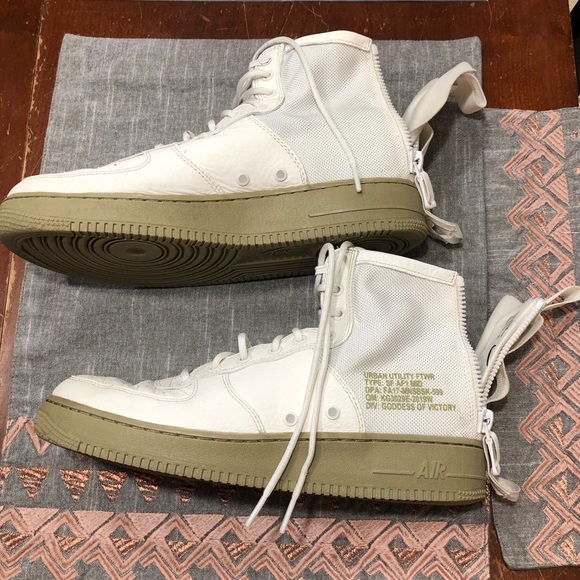Nike Air Urban Utility FTWR SF AF1 MID Mens 10.5 - Picture 2 of 8